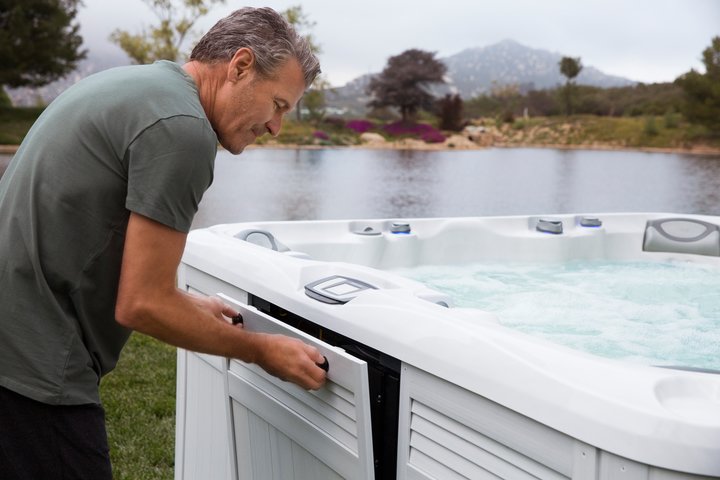 Hot Tub Maintenance for Dummies – 6 Steps to Keep The Bliss Alive
