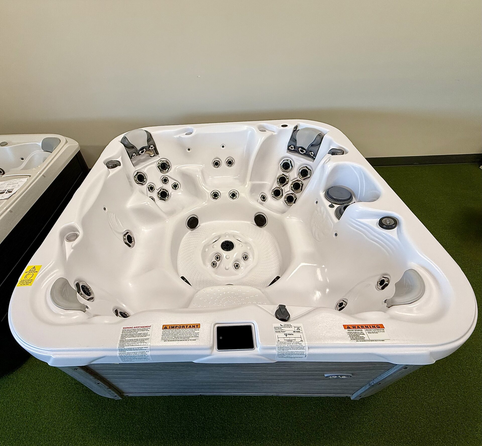 2022 Dimension One Nautilus