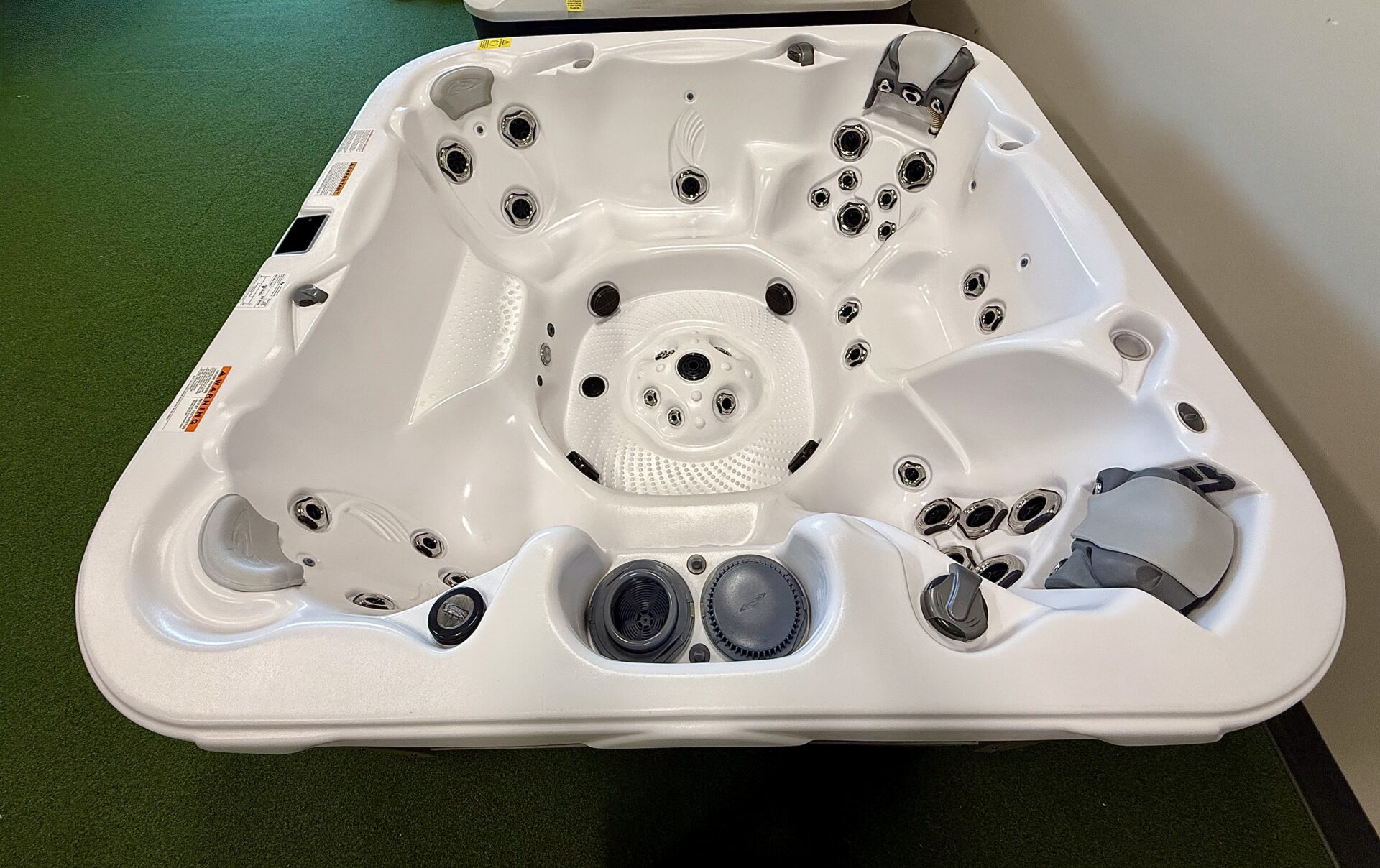 2022 Dimension One Nautilus