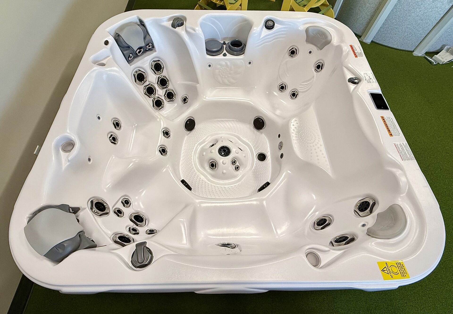 2022 Dimension One Nautilus